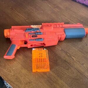 NERF Star Wars Rogue One Nerf Sergeant Jyn Erso Deluxe Blaster